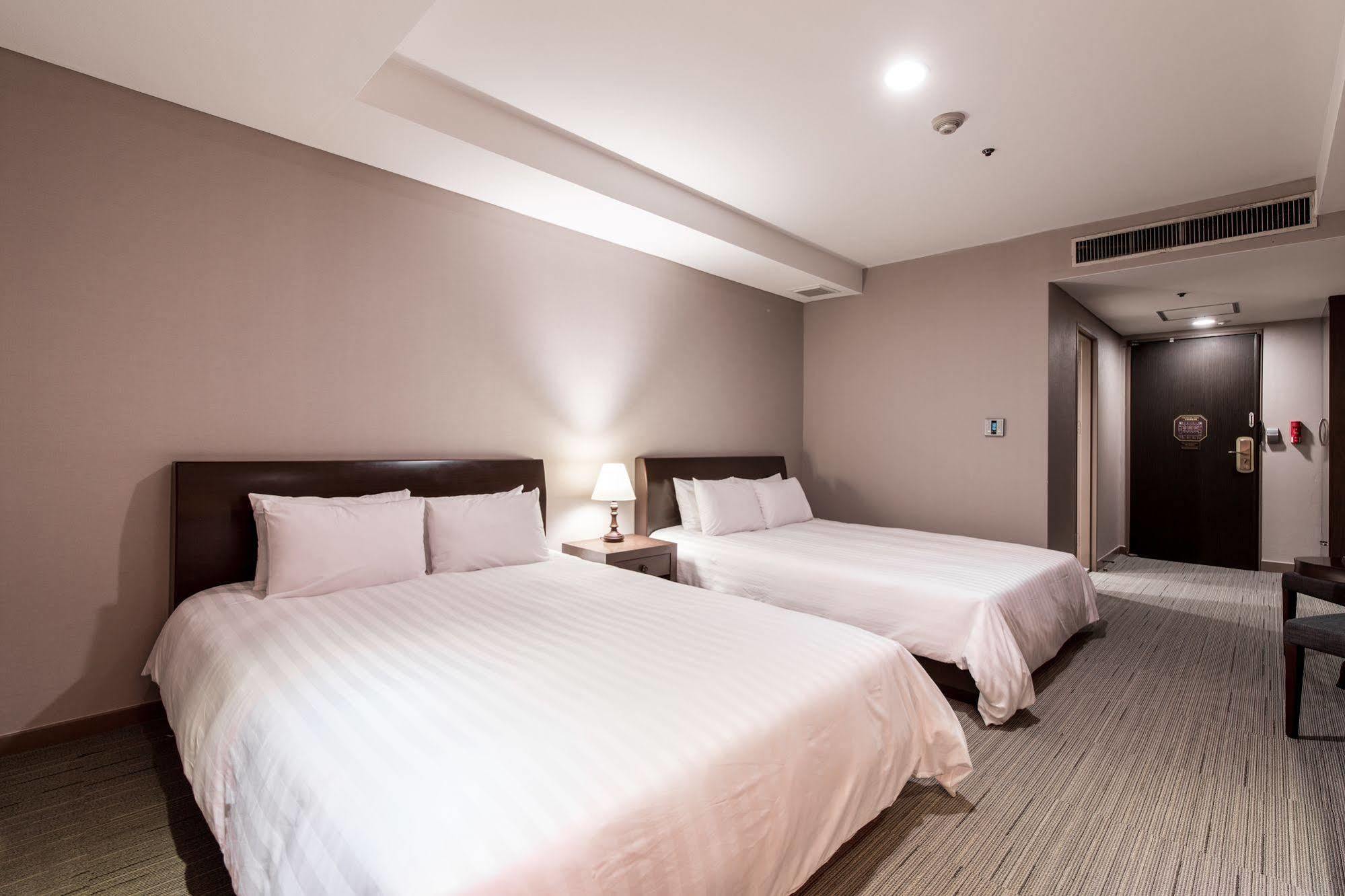 New Hilltop Hotel Szöul Kültér fotó